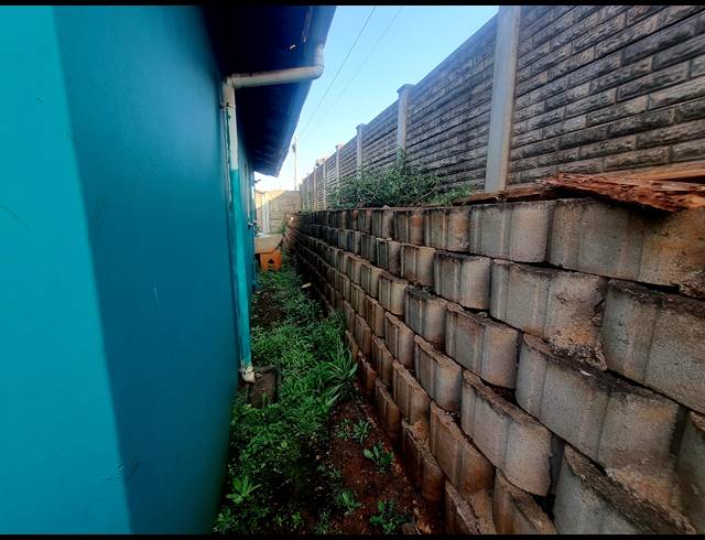 2 BEDROOM HOUSE TO LET IN UMHLATHUZE